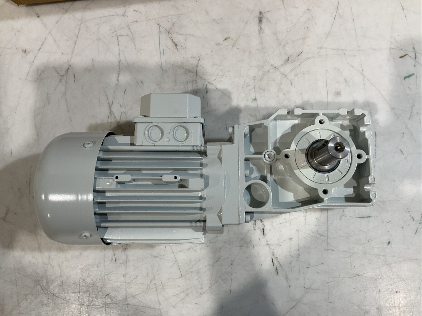 LENZE EN60034 GKR03-2M VBR 063C32 MDEMAXX 063-32 GEARBOX MOTOR U3S