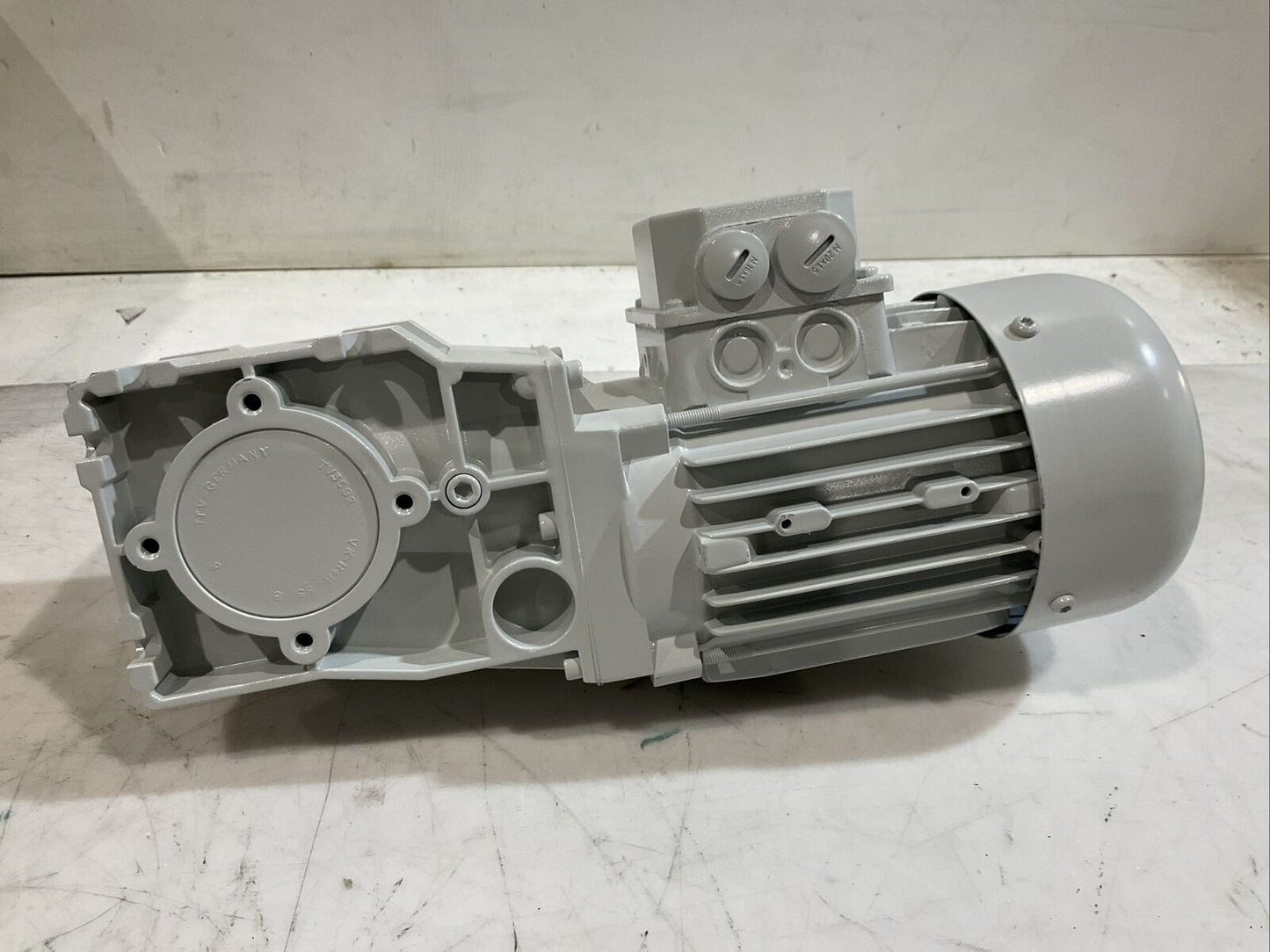 LENZE EN60034 GKR03-2M VBR 063C32 MDEMAXX 063-32 GEARBOX MOTOR U3S