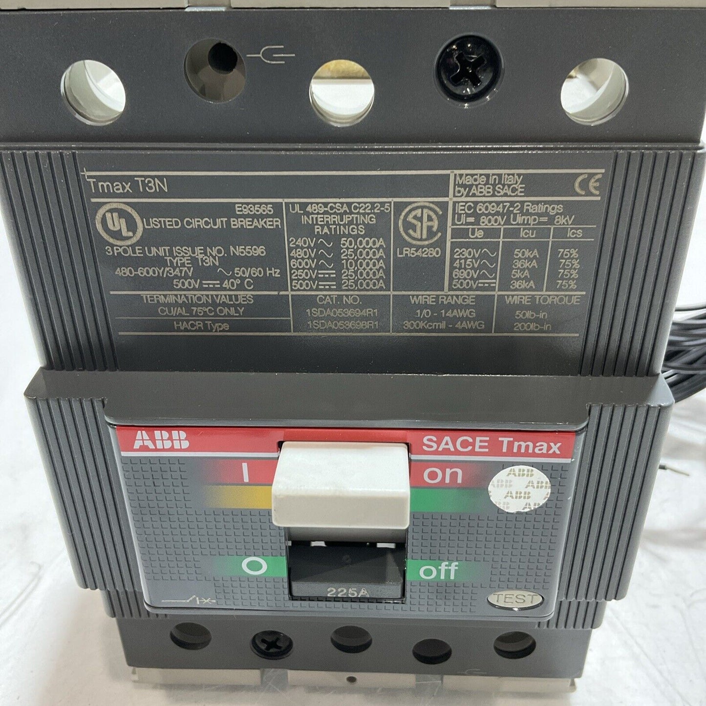 ABB SACE TMAX T3N CIRCUIT BREAKER 225A 3 POLE AUX SWITCH T3N225WA U3S