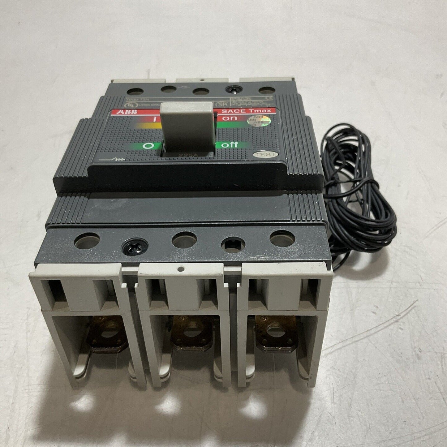 ABB SACE TMAX T3N CIRCUIT BREAKER 225A 3 POLE AUX SWITCH T3N225WA U3S