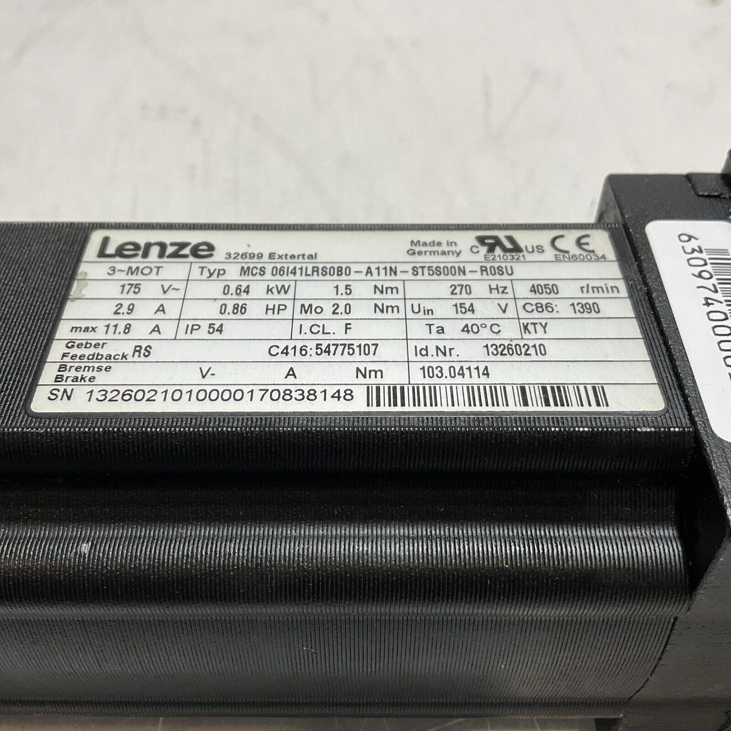 LENZE MCS 06I41LRS0B0-A11N-ST5S00N-R0SU SERVO MOTOR 175 V 2A U3S