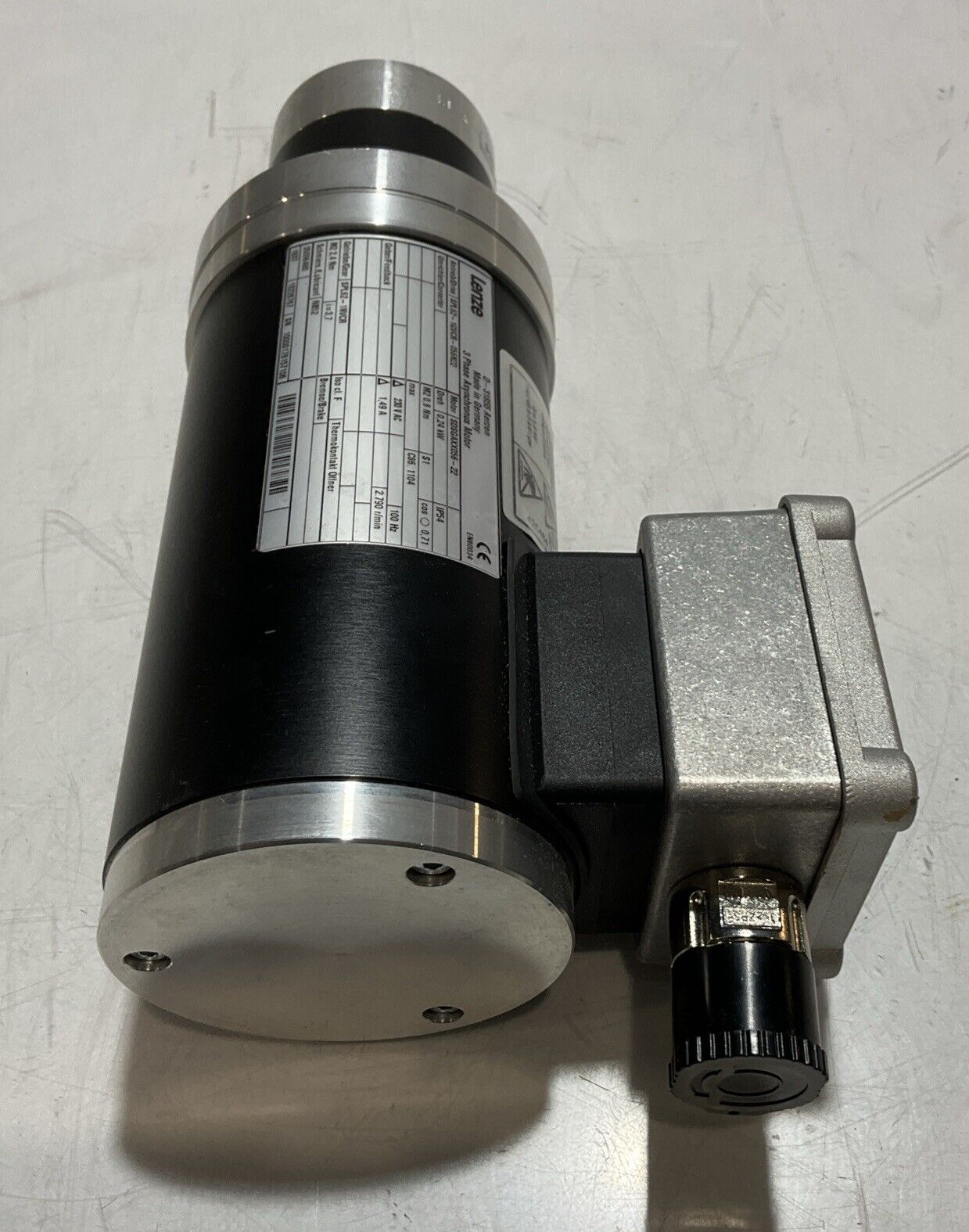 LENZE SDSGAXX056-22 PLANETARY GEARED SERVO MOTOR U3S