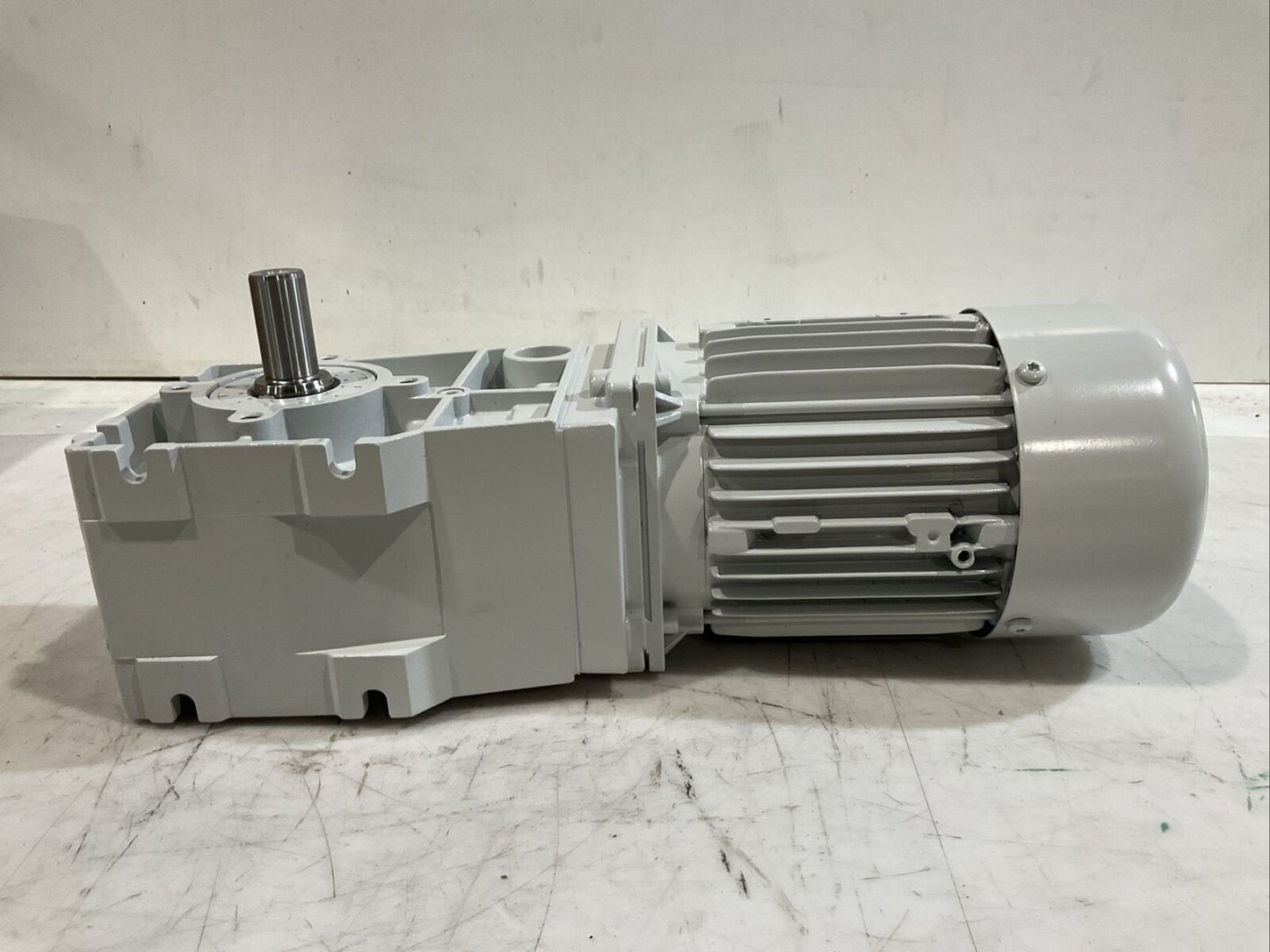 LENZE GKR04-2M VBR 071C42 MDEMAXX 072-42 GEARBOX MOTOR U3S