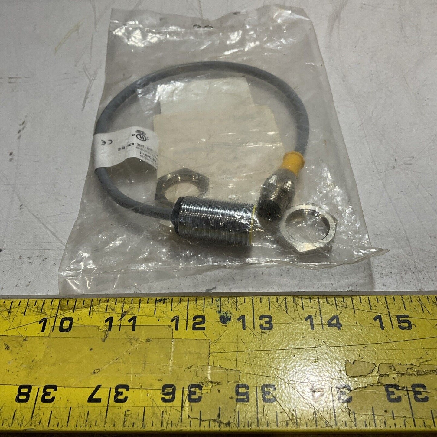 TURCK B15-G18K-AP6X-0.3M-RS4T SENSOR PROXIMITY WIRED U3S