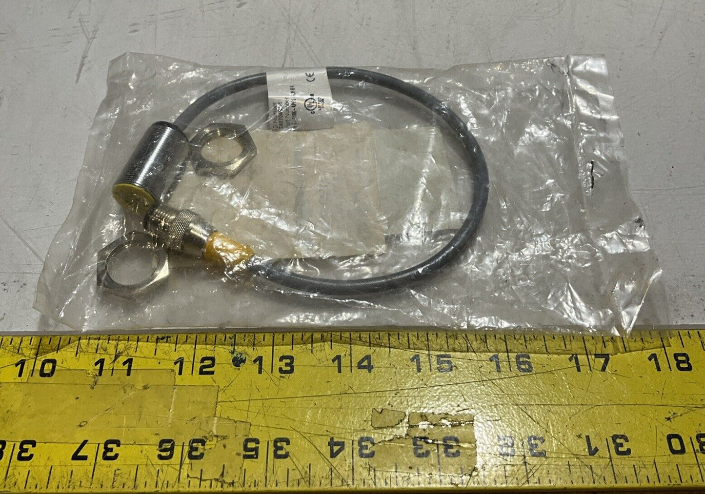 TURCK B15-G18K-AP6X-0.3M-RS4T SENSOR PROXIMITY WIRED U3S