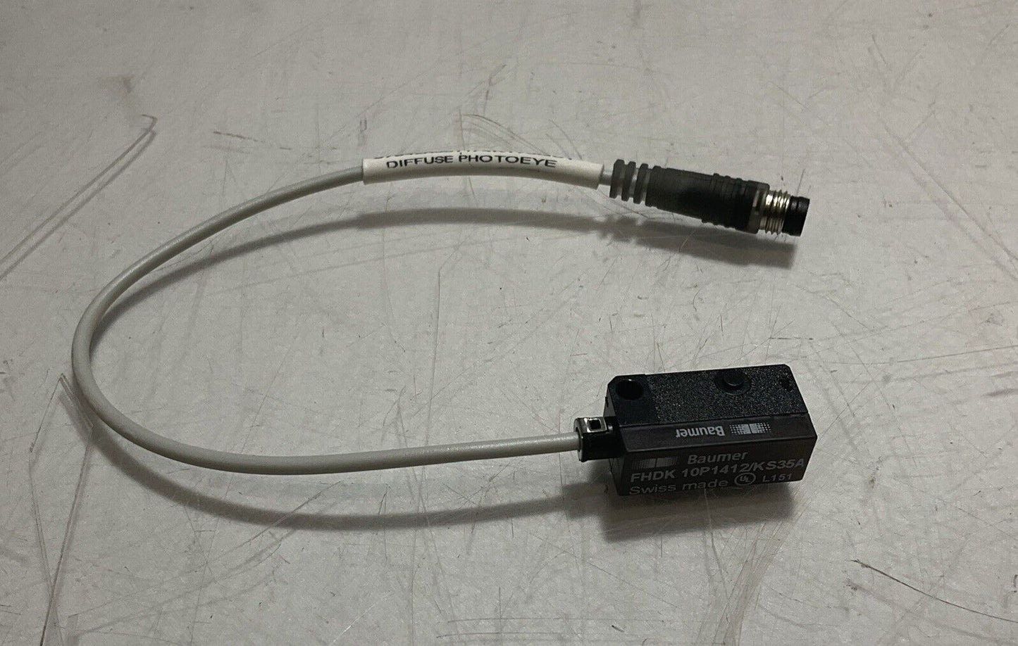 BAUMER FHDK 10P1412/KS35A DIFFUSE PHOTOEYE PHOTOELECTRIC SENSOR ASSEMBLY U3S