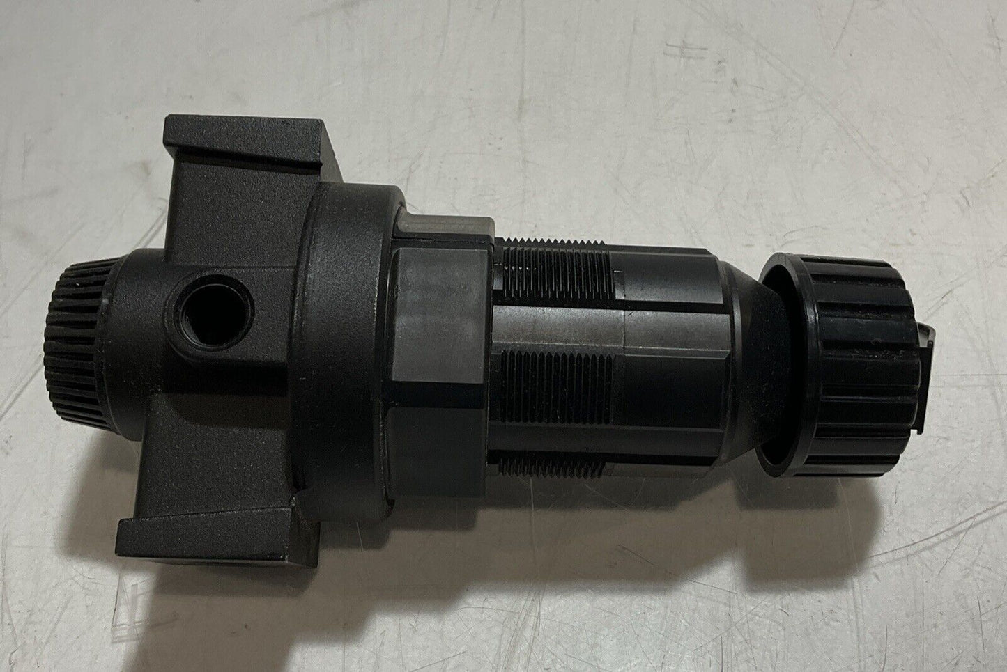 MASTER PNEUMATIC-DETROIT R100-2SR343 REGULATOR 1/4 MAX 175F U3S