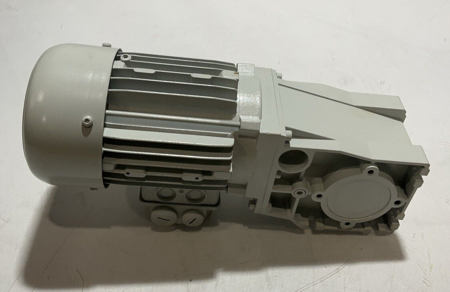 LENZE GKR03-2MVBR-06-3C32 MDEMAXX 063-32 GEAR MOTOR U3S