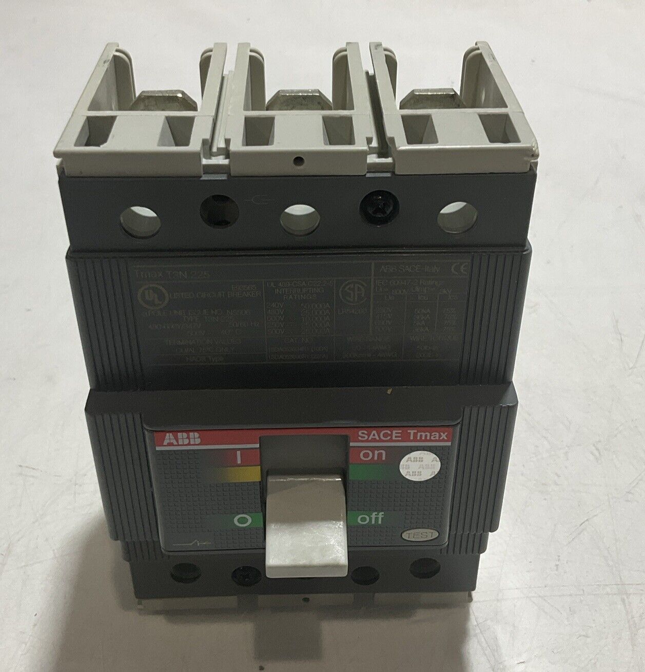 ABB SACE TMAX T3 N 225 CIRCUIT BREAKER 3P W AUX SWITCH U3S