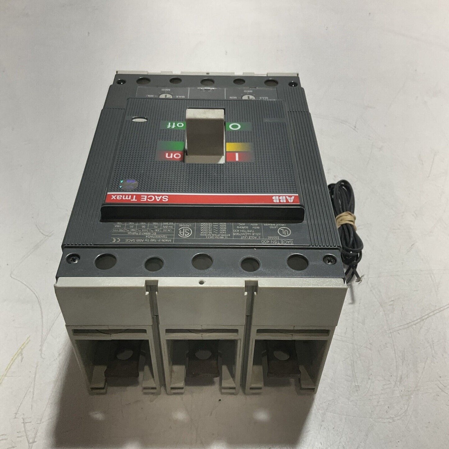 ABB SACE TMAX T5 N 400 MOLDED CASE CIRUIT BREAKER 3 P U3S