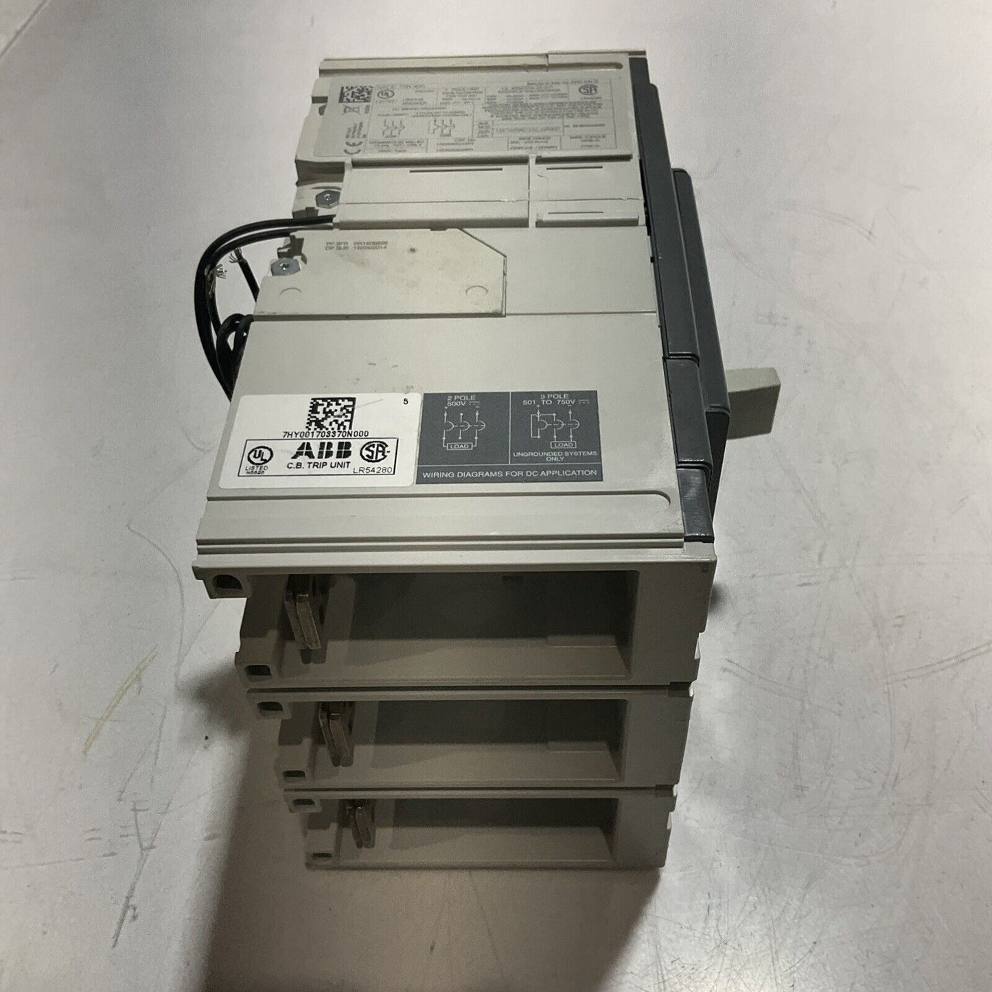 ABB SACE TMAX T5 N 400 MOLDED CASE CIRUIT BREAKER 3 P U3S