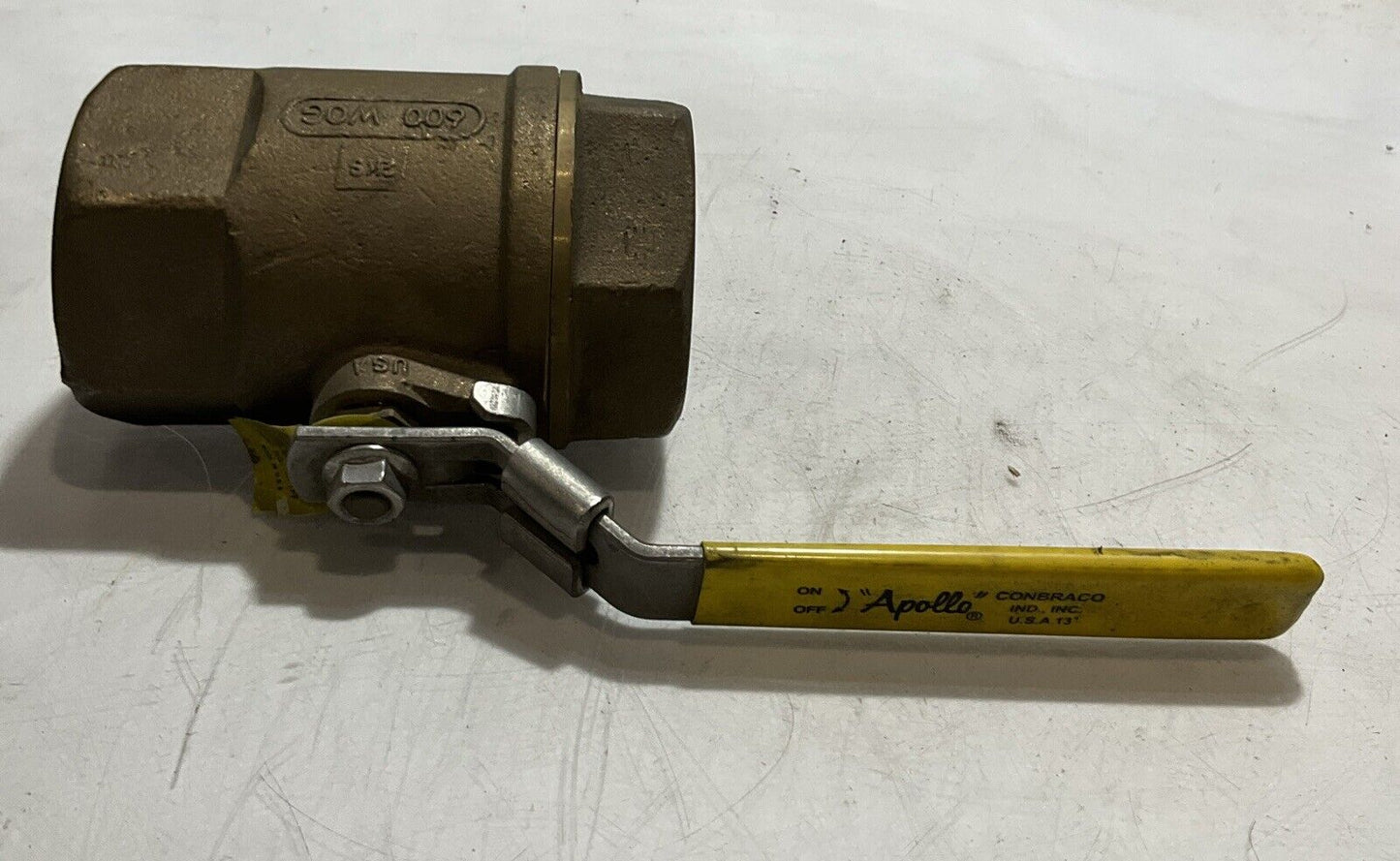 APOLLO  70-108-27A  BALL  VALVE  WITH  SS LOCKING  HANDLE N3M
