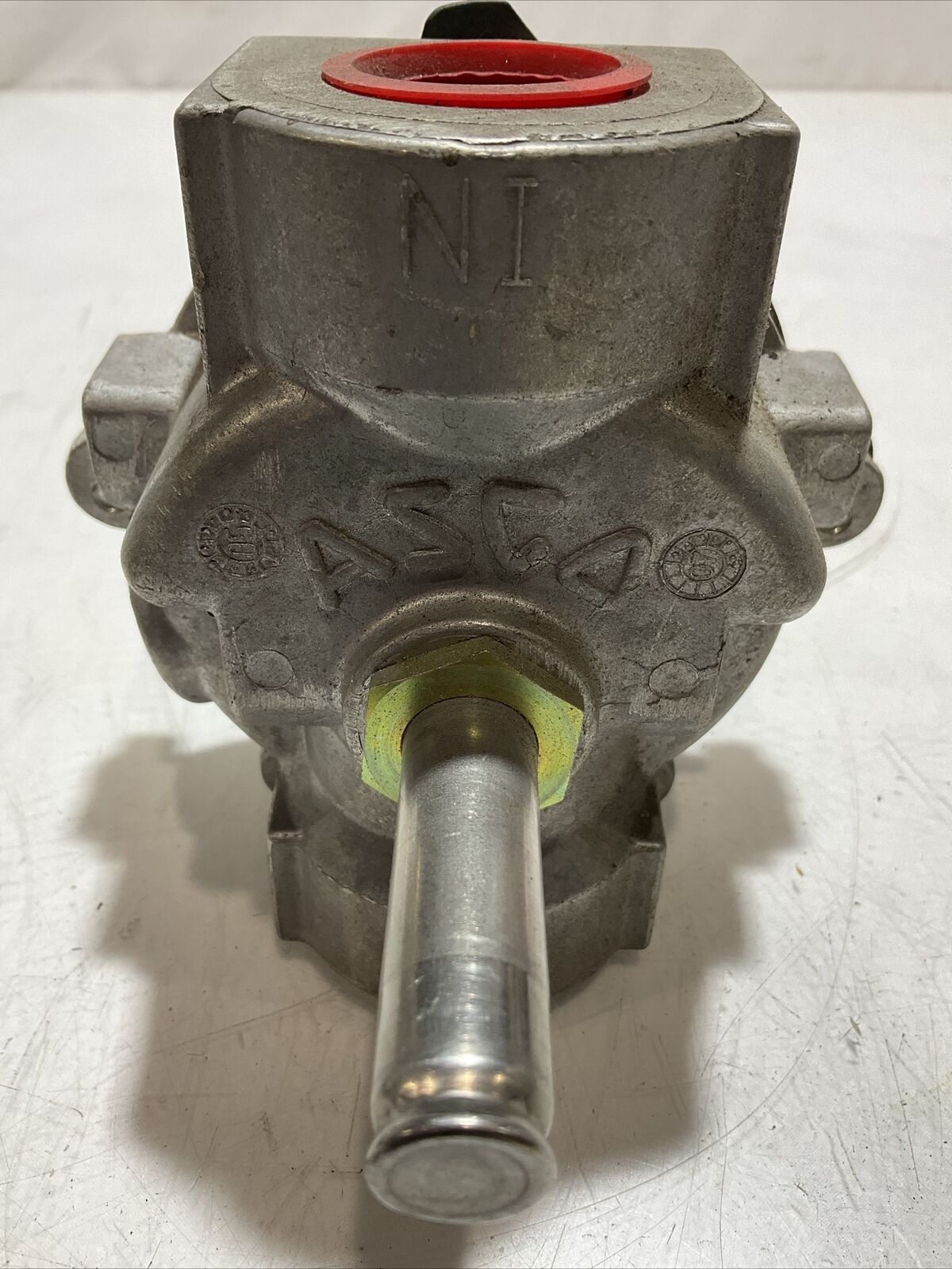 ASCO 8215CO53  304691  ALUMINIUM SOLENOID AIR  VALVE 120/60 110/50 15.4 W  N3M
