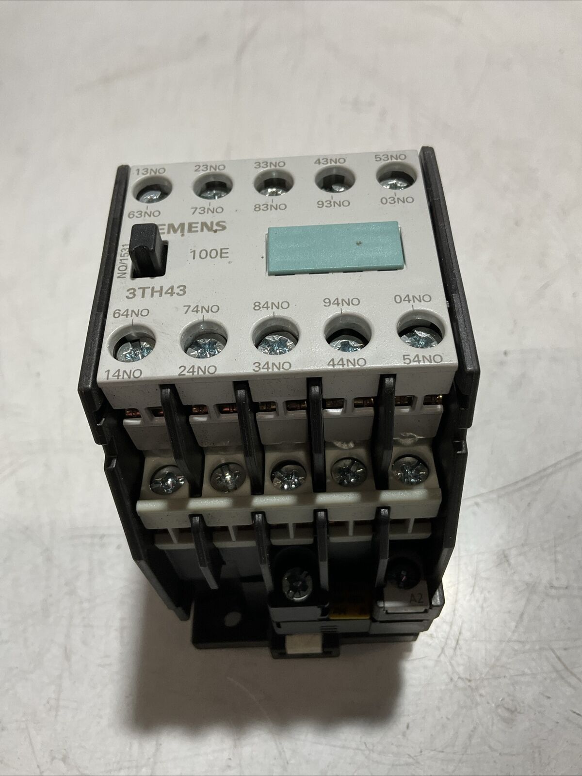 SIEMENS 3TH4310-0A10S CONTACTOR RELAY 230V 10 A 50-60 HZ N3M