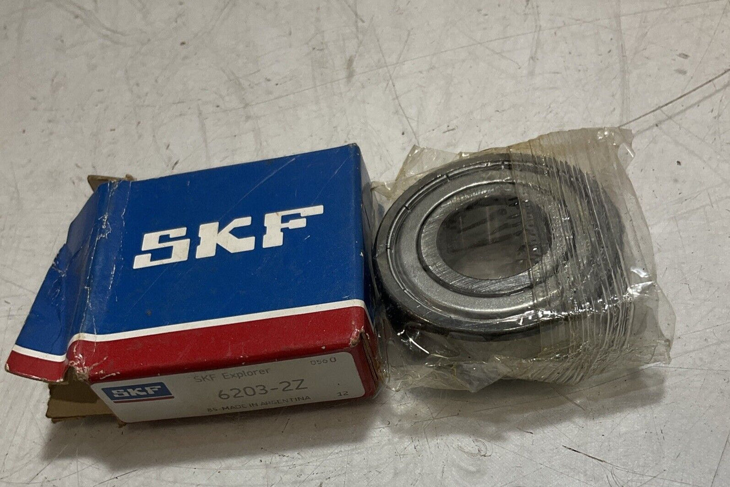 SKF 6203 2ZJEM 6203 2Z DEEP GROOVE BALL BEARINGS 17 x 40 x 12mm  LOT OF 12  R7T