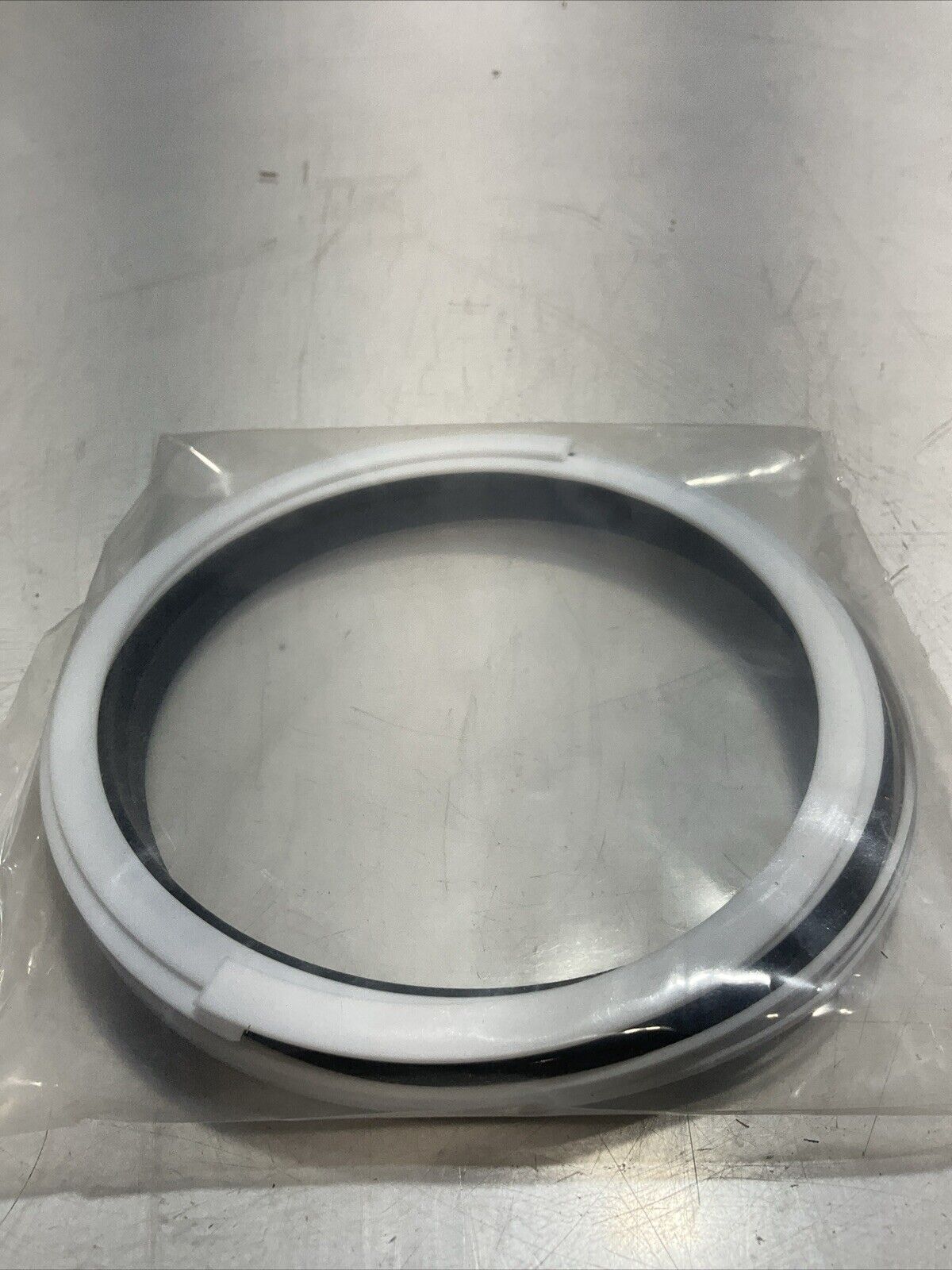 MSC  H-SKN25-512-12V  CYLINDER SEAL KIT  LOT OF 2 N3M