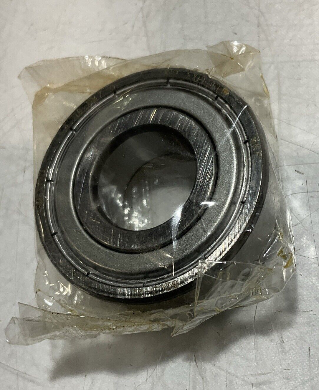 SKF 6203 2ZJEM 6203 2Z DEEP GROOVE BALL BEARINGS 17 x 40 x 12mm  LOT OF 12  R7T