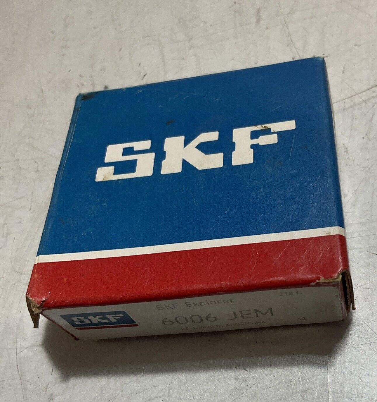 SKF 6006 JEM DEEP GROOVE BALL BEARINGS 33X 55 X 13 LOT OF 3 R7T