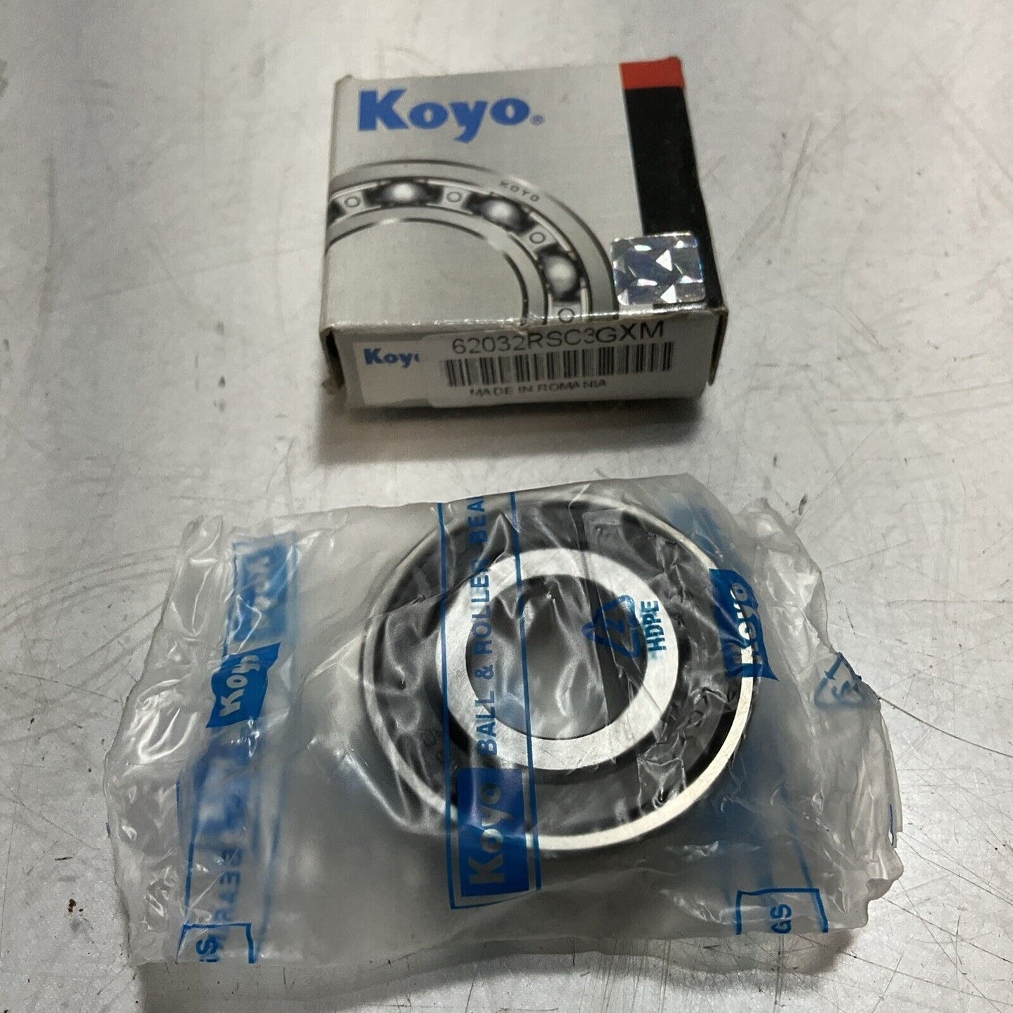 KOYO 62032RSC3GXM DEEP GROOVE BALL BEARINGS LOT OF 9 R7T