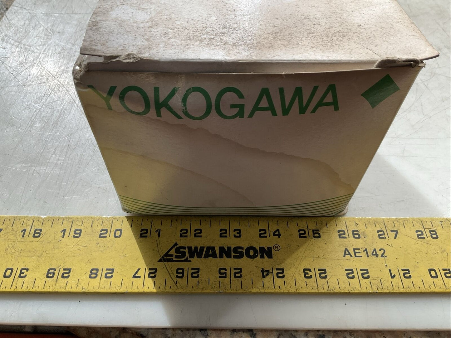 YOKOGAWA UT35A-L00-11-00 DIGITAL INDICATING TEMPERATURE CONTROLLER N3M