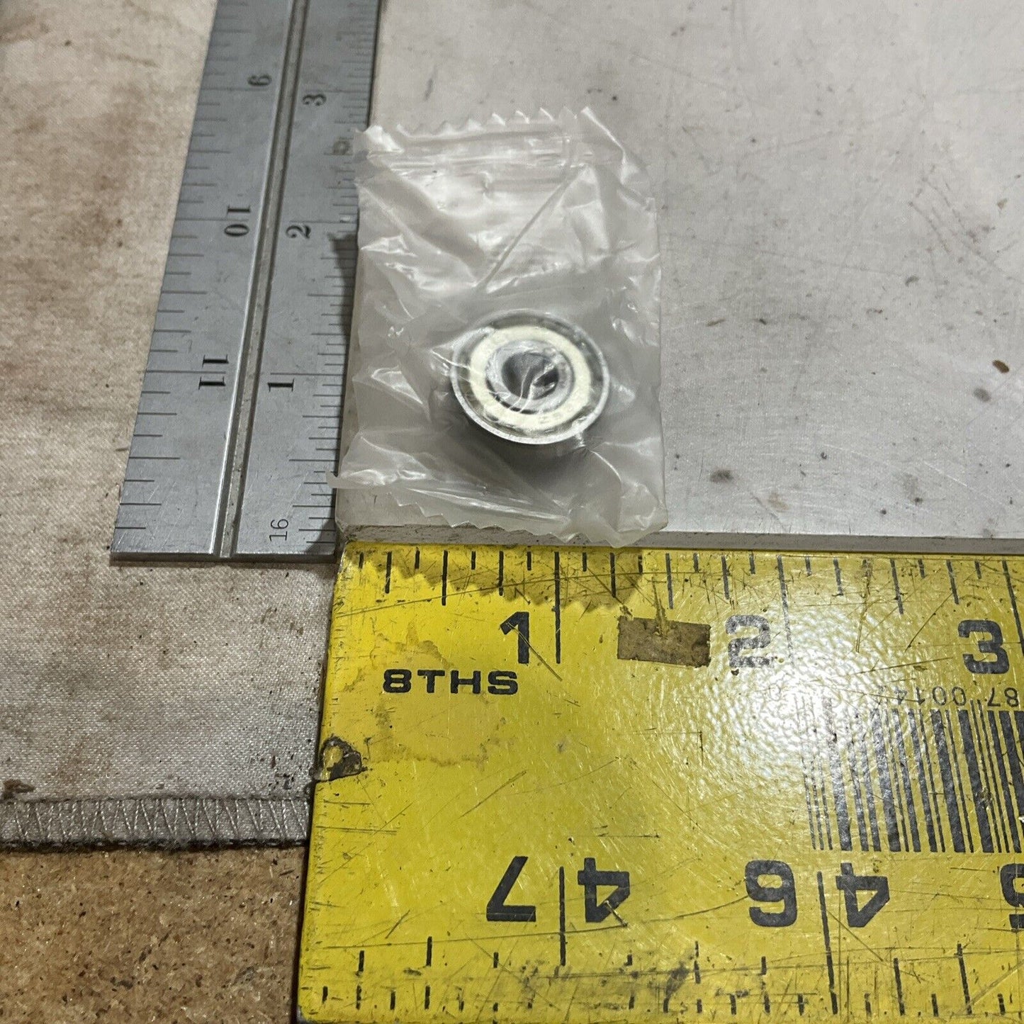 HCH 626 ZZ C3 EMQ BALL AND ROLLER BEARINGS LOT OF 25 R7T