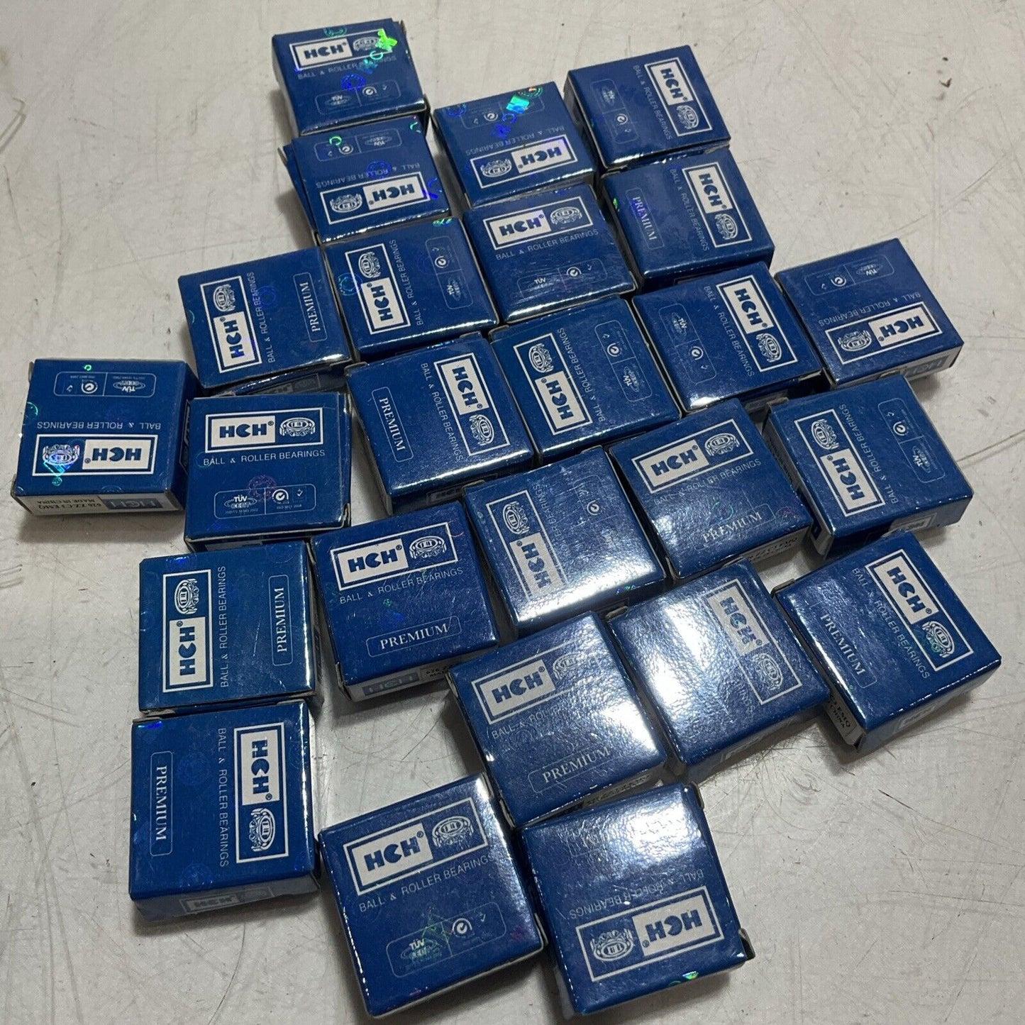 HCH 626 ZZ C3 EMQ BALL AND ROLLER BEARINGS LOT OF 25 R7T