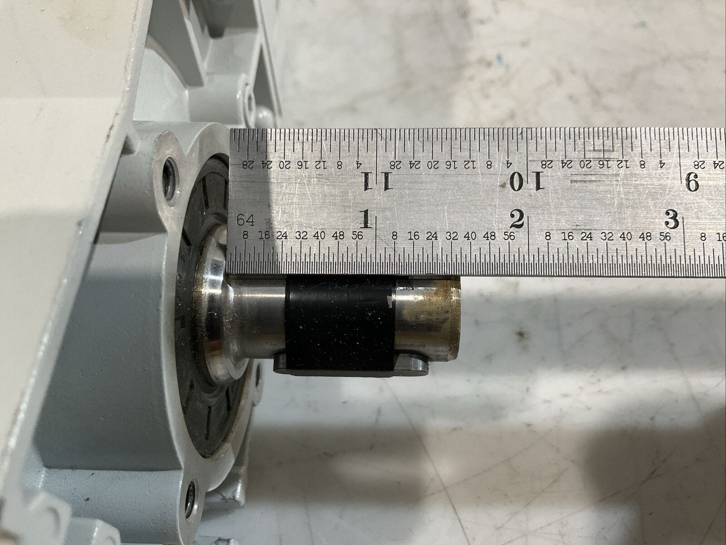 LENZE EN60034 GKR03-2M VBR 063C32 MDEMAXX 063-32 GEARBOX