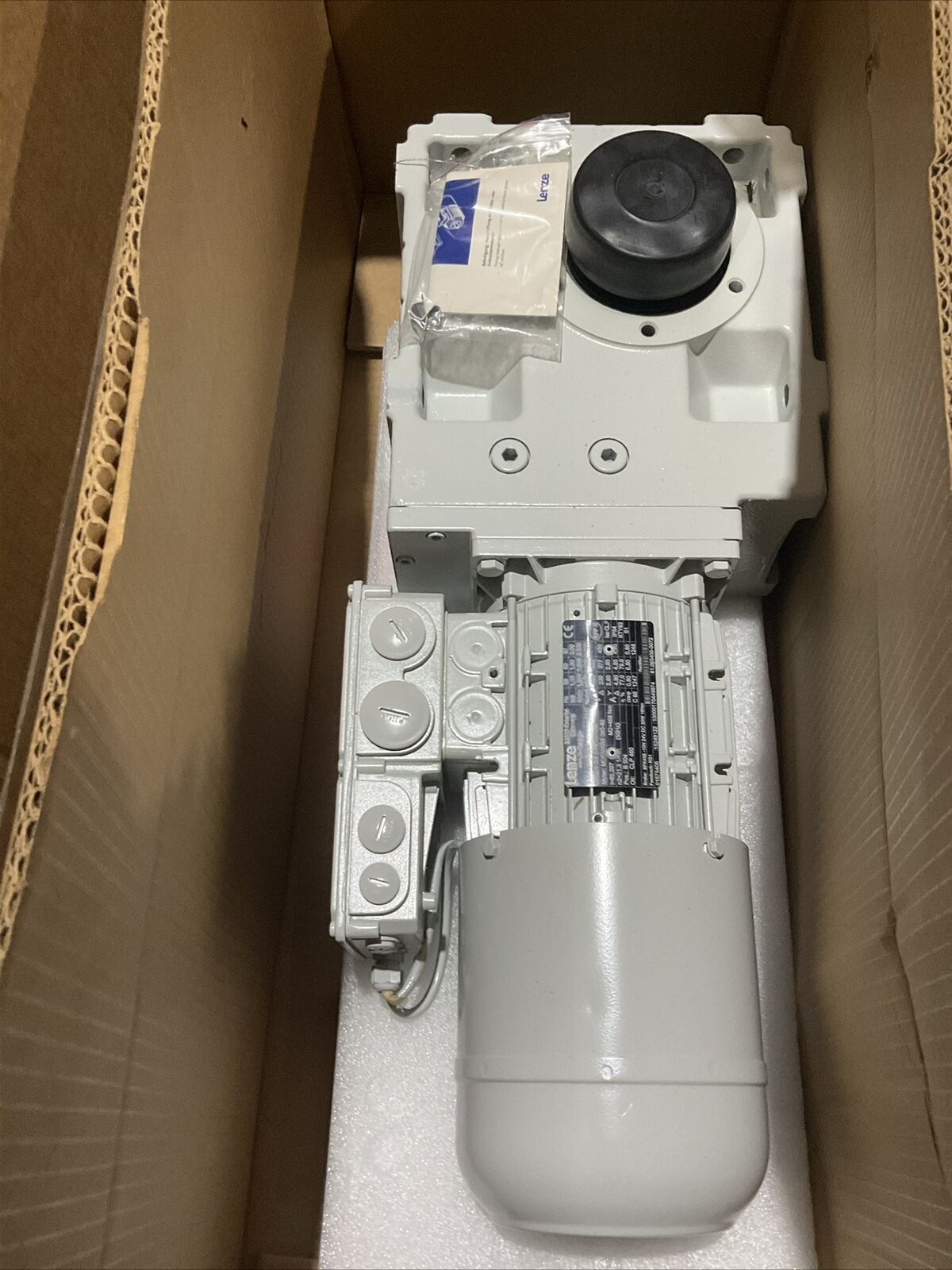 LENZE GKS06-3M SAR 080C42 MDEMABS 080-42 GEARBOX MOTOR 50/60HZ 1390/2500 RPM U3S