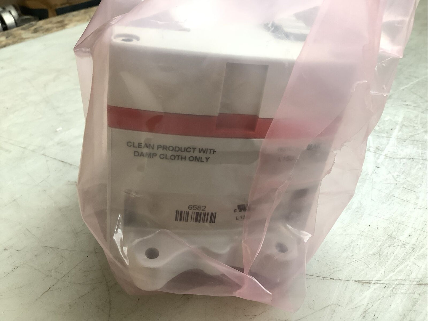 NORGREN VM1006001US VALVE MANIFOLD VM10 6-ST VLV STK U3S