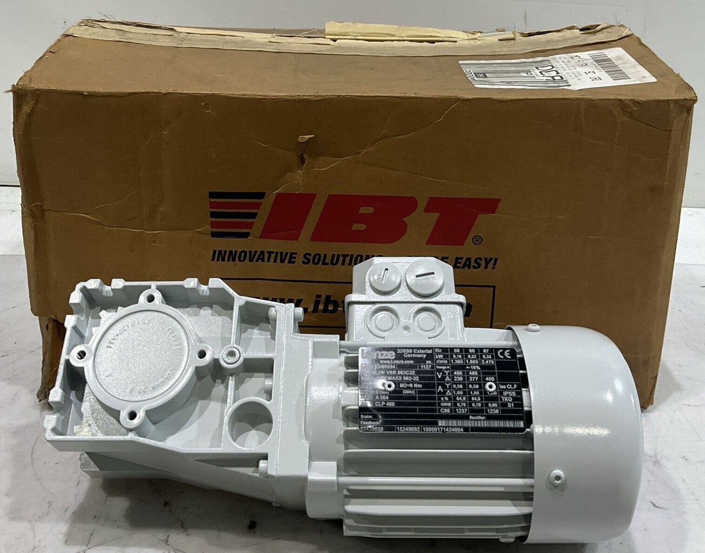 LENZE GKR03-2M VBR 063C32 MDEMAXX 063-32 50HZ 3-MOT EN60034 GEARBOX MOTOR U3S