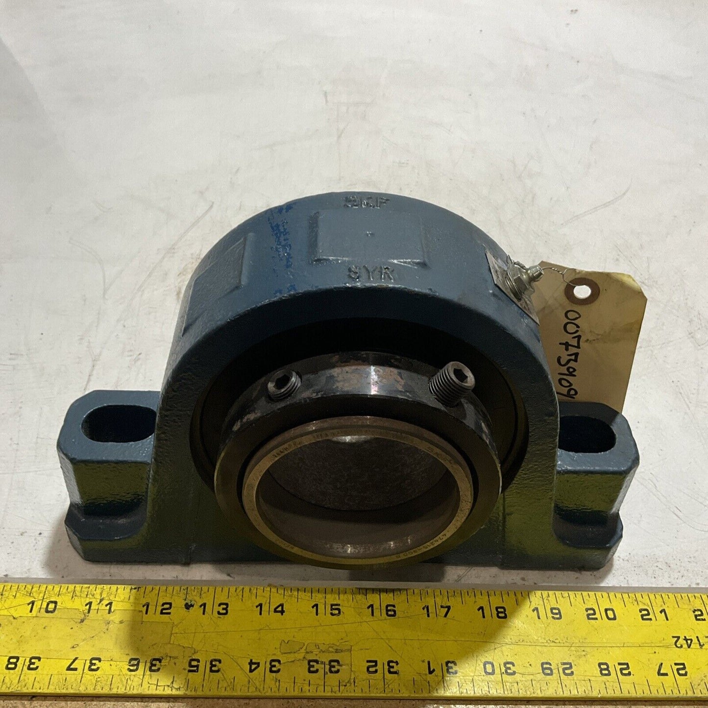 SKF SYR 476215-300B SPHERICAL ROLLER PILLOW BLOCK BEARINGS  N3M