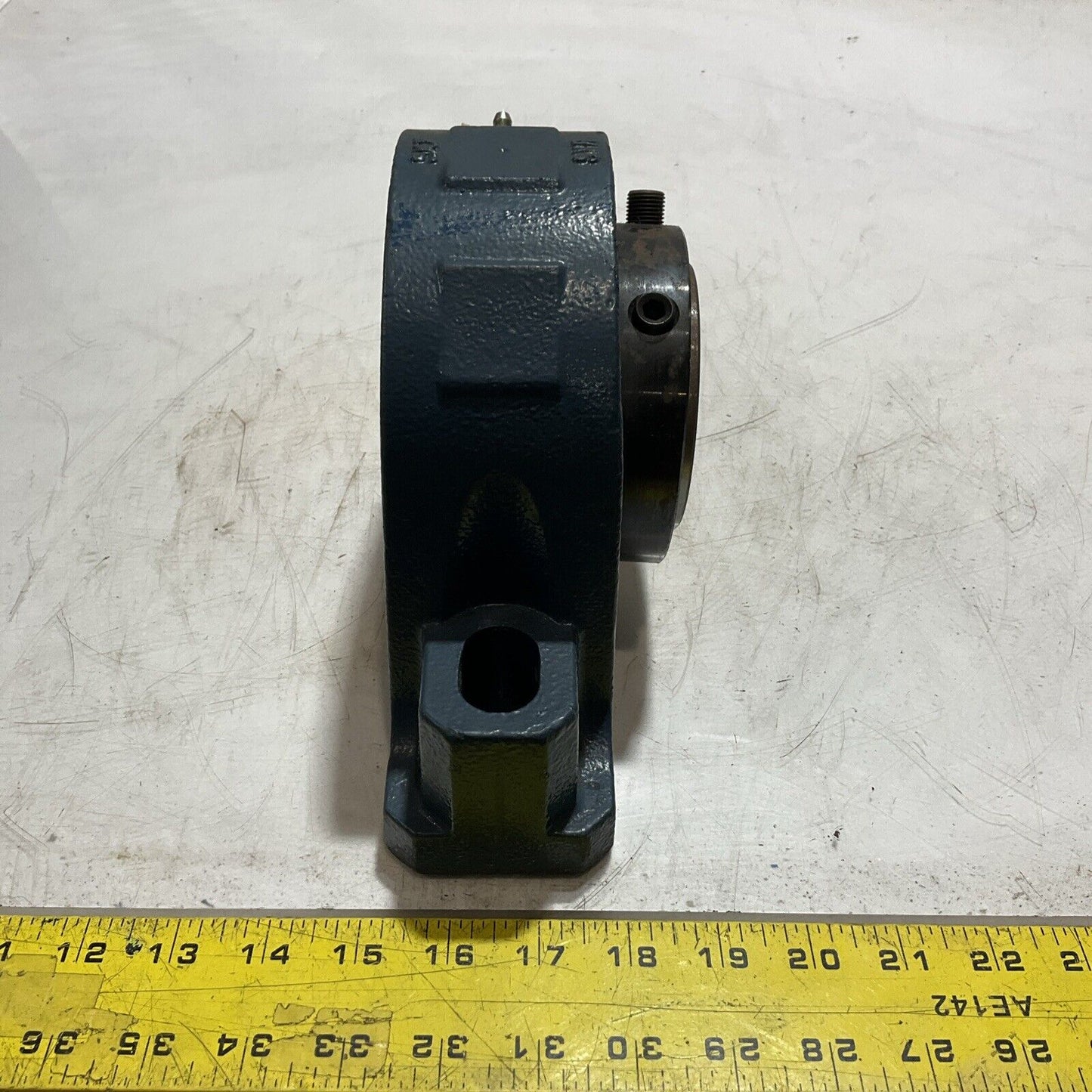 SKF SYR 476215-300B SPHERICAL ROLLER PILLOW BLOCK BEARINGS  N3M