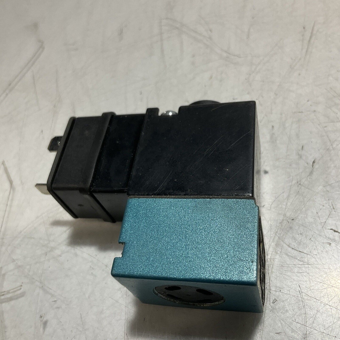 MAC PME-111JM SOLENOID SLOAN FLUID VALVE 110/120V 6.8W 60/50HZ 25-150 PSI U3S