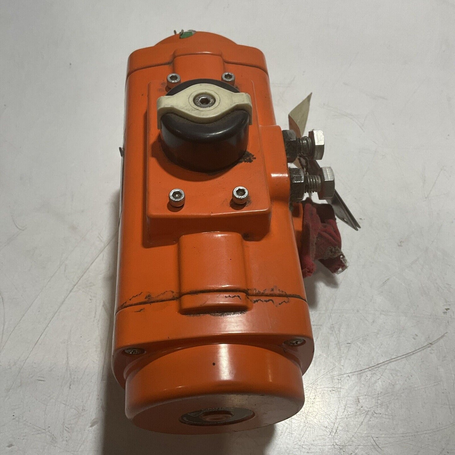 2015 BETTIS RPE0100U 2-1153-2 PNEUMATIC VALVE ACTUATOR 120PSI N3M