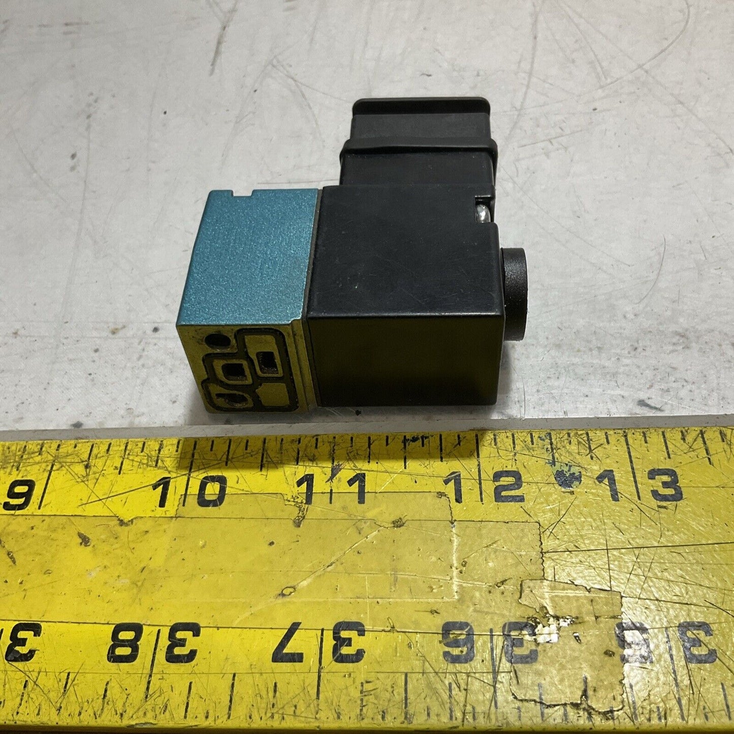 MAC PME-111JM SOLENOID SLOAN FLUID VALVE 110/120V 6.8W 60/50HZ 25-150 PSI U3S