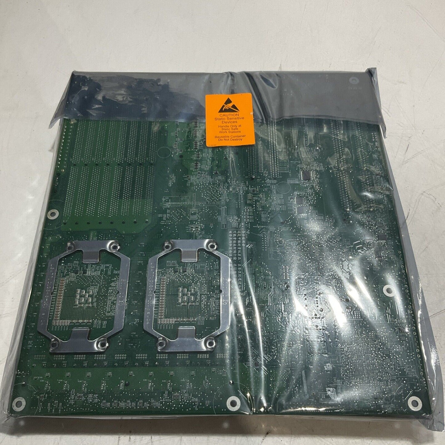 INTEL  S5000XVN MOTHERBOARD FOR MULTI-CORE INTEL  XEON DUAL CORE  PROCESSOR  U3S