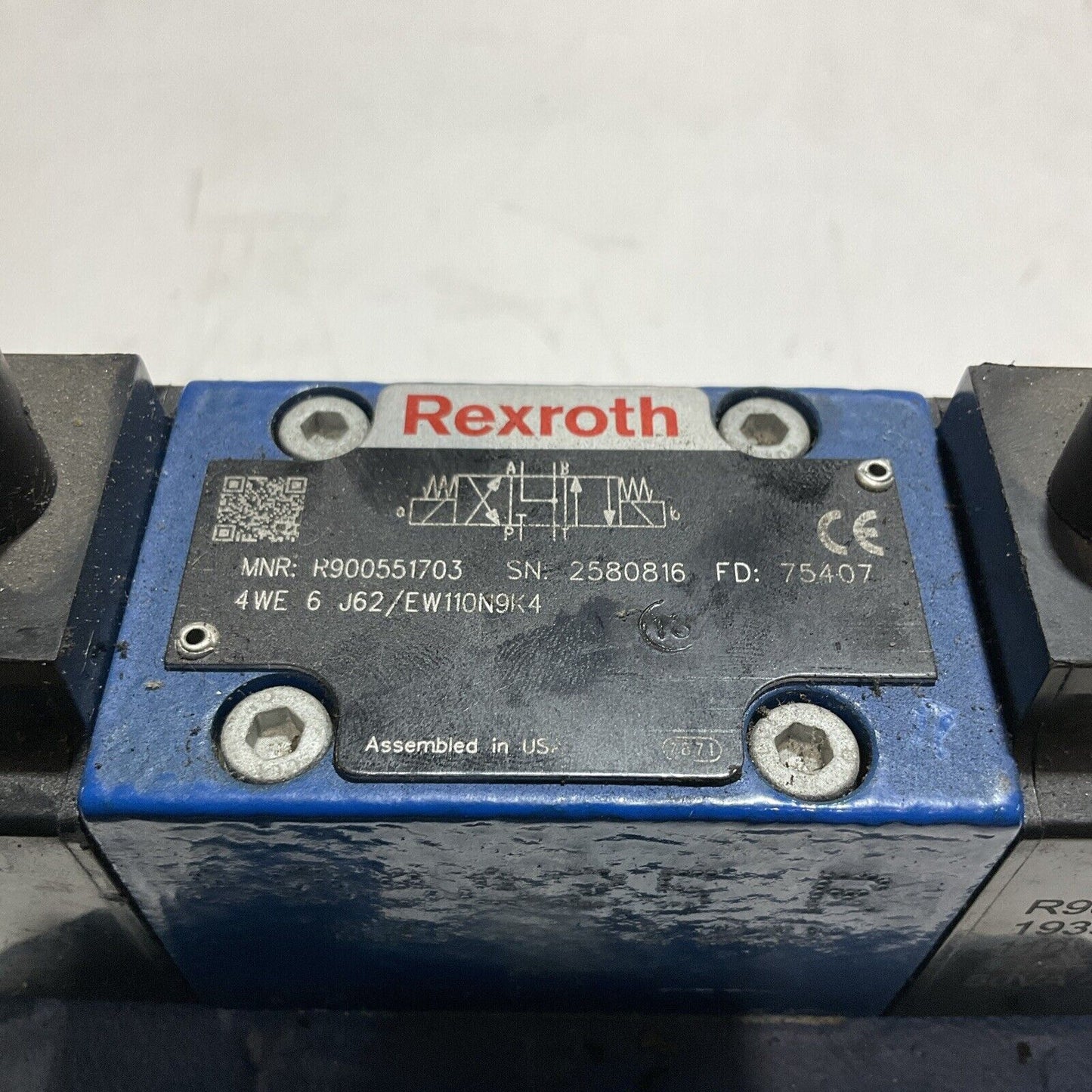 REXROTH R900551703 - R900912919 SOLENOID ACTUATED DIRECTIONAL SPOOL VALVE N3M