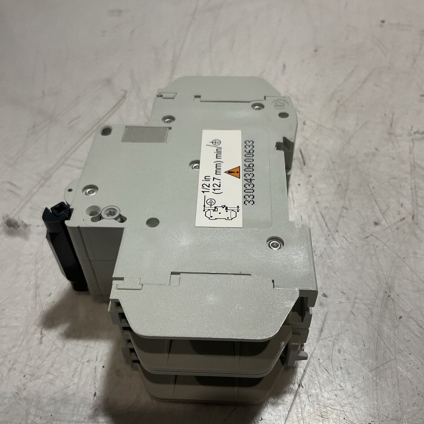 SCHNEIDER Electric  60163 CIRCUIT BREAKER  2POLES  U3S