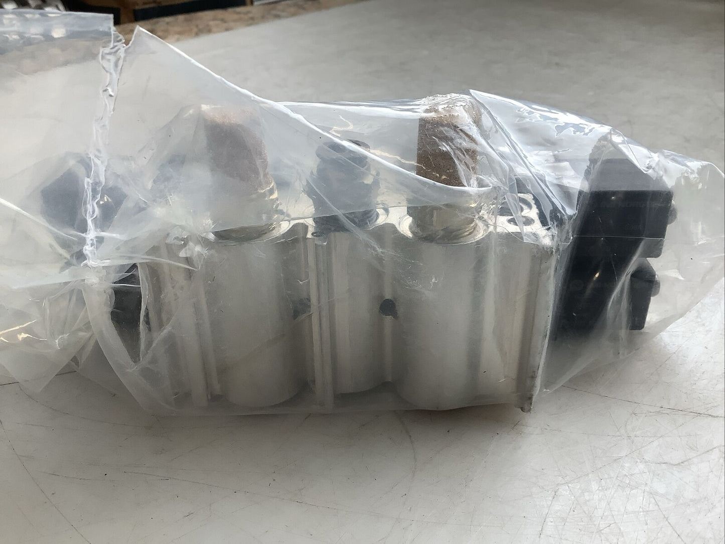 IMI NORGREN V61R511A-A213JA SOLENOID VALVE MANIFOLD ASSEMBLY U3S