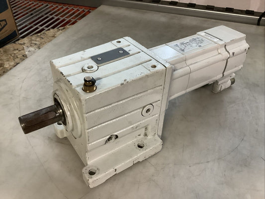 LENZE GST05-2S VBR 09HC41 MCS 09H41LRS0B0-Z0D0-ST5S00N-R2SU SERVO MOTOR U3S