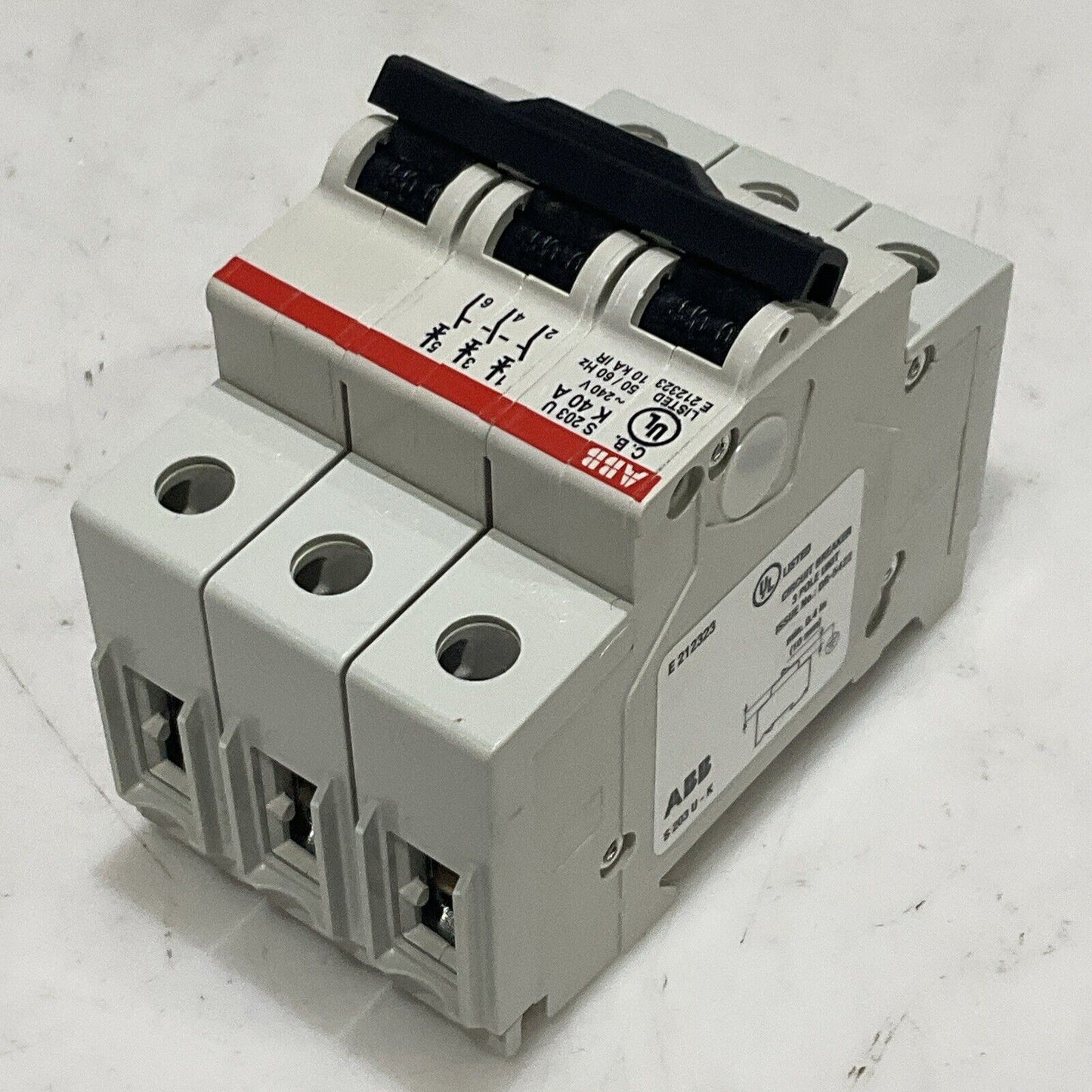 ABB S 203 U K 40 A S203U-K40A MINI CIRCUIT BREAKER 50/60 HZ 240V 40A 3 P U3S