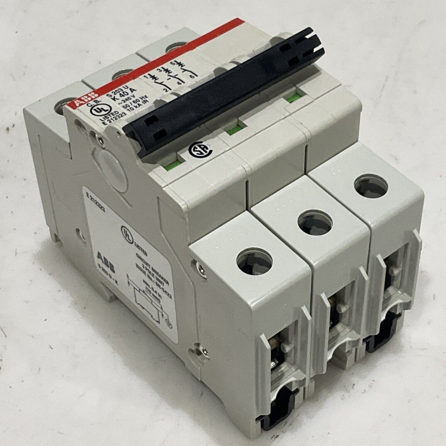 ABB S 203 U K 40 A S203U-K40A MINI CIRCUIT BREAKER 50/60 HZ 240V 40A 3 P U3S