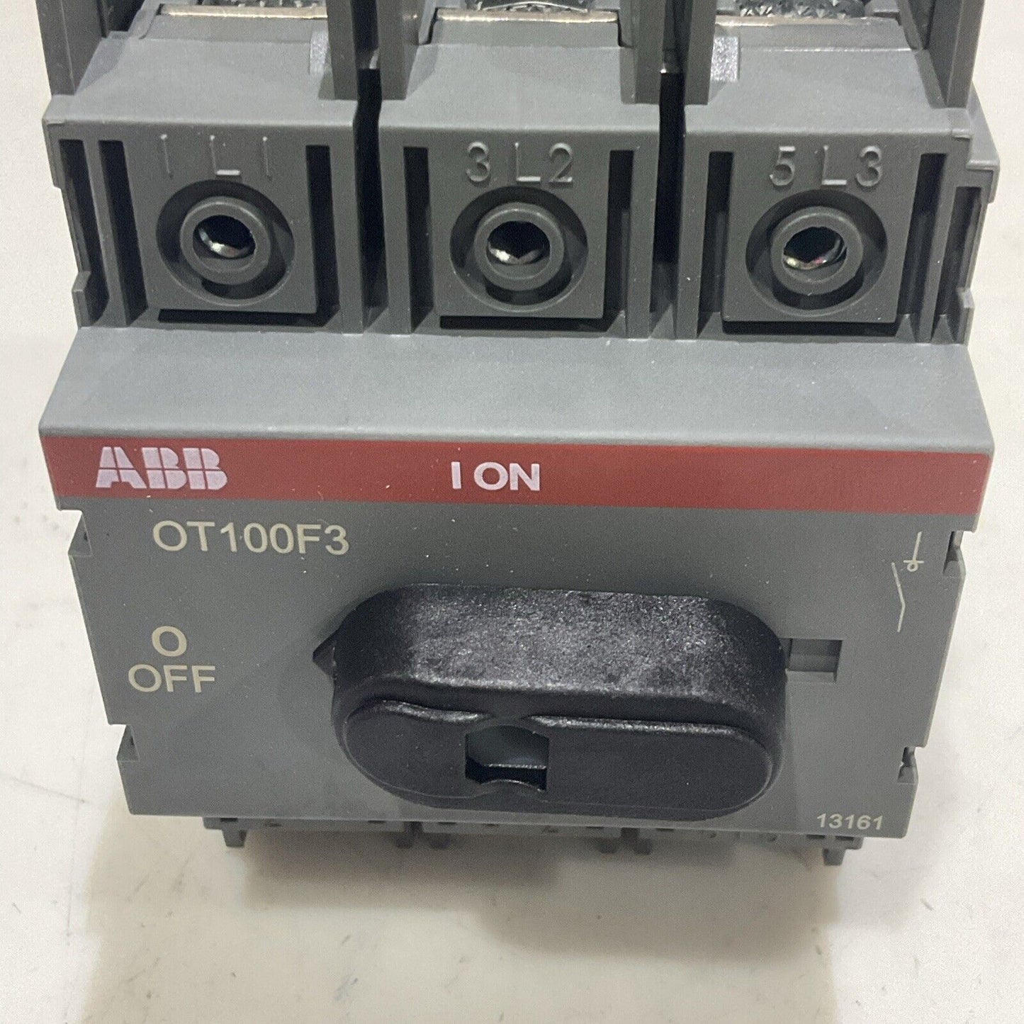 ABB 1SCA105004R1001 OT100F3 DISCONNECTOR SWITCH 100A U3S