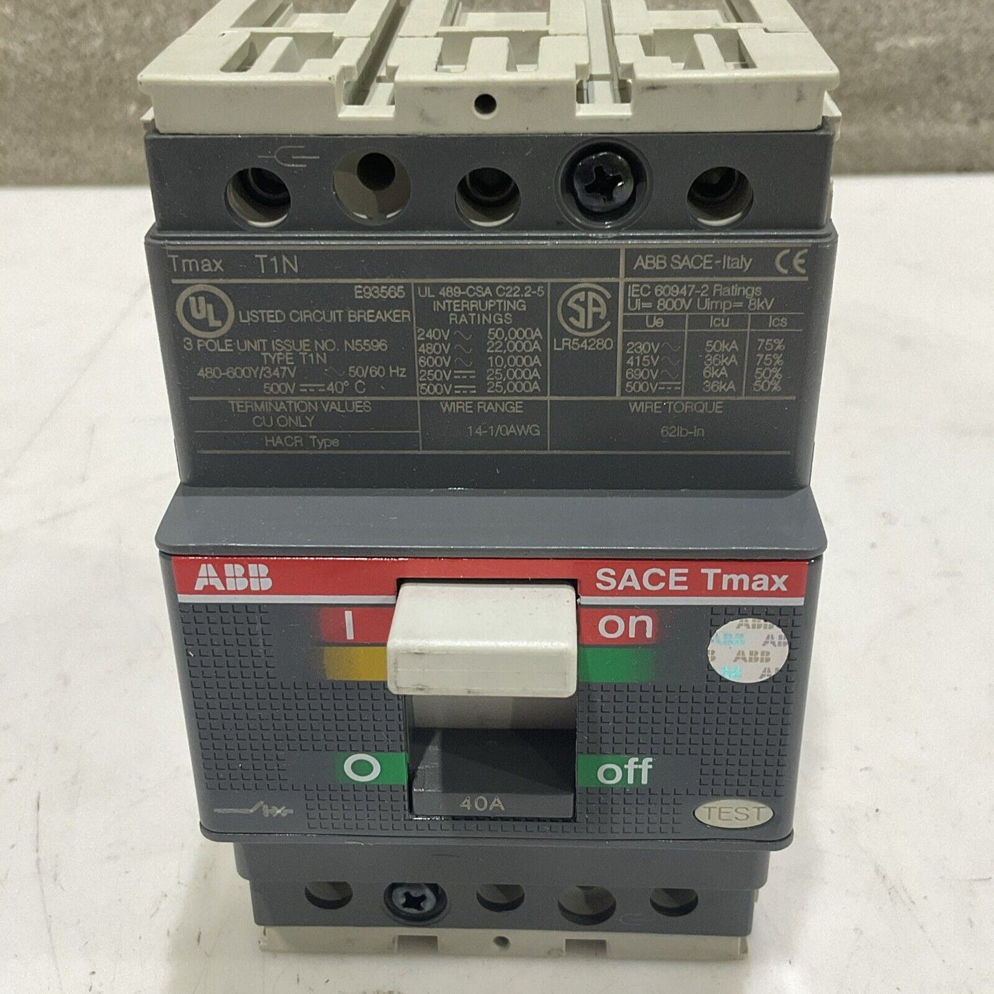 ABB SACE T1N040TL TMAX T1N CIRCUIT BREAKER 40A 3 P 480 VAC TYPE T1N U3S