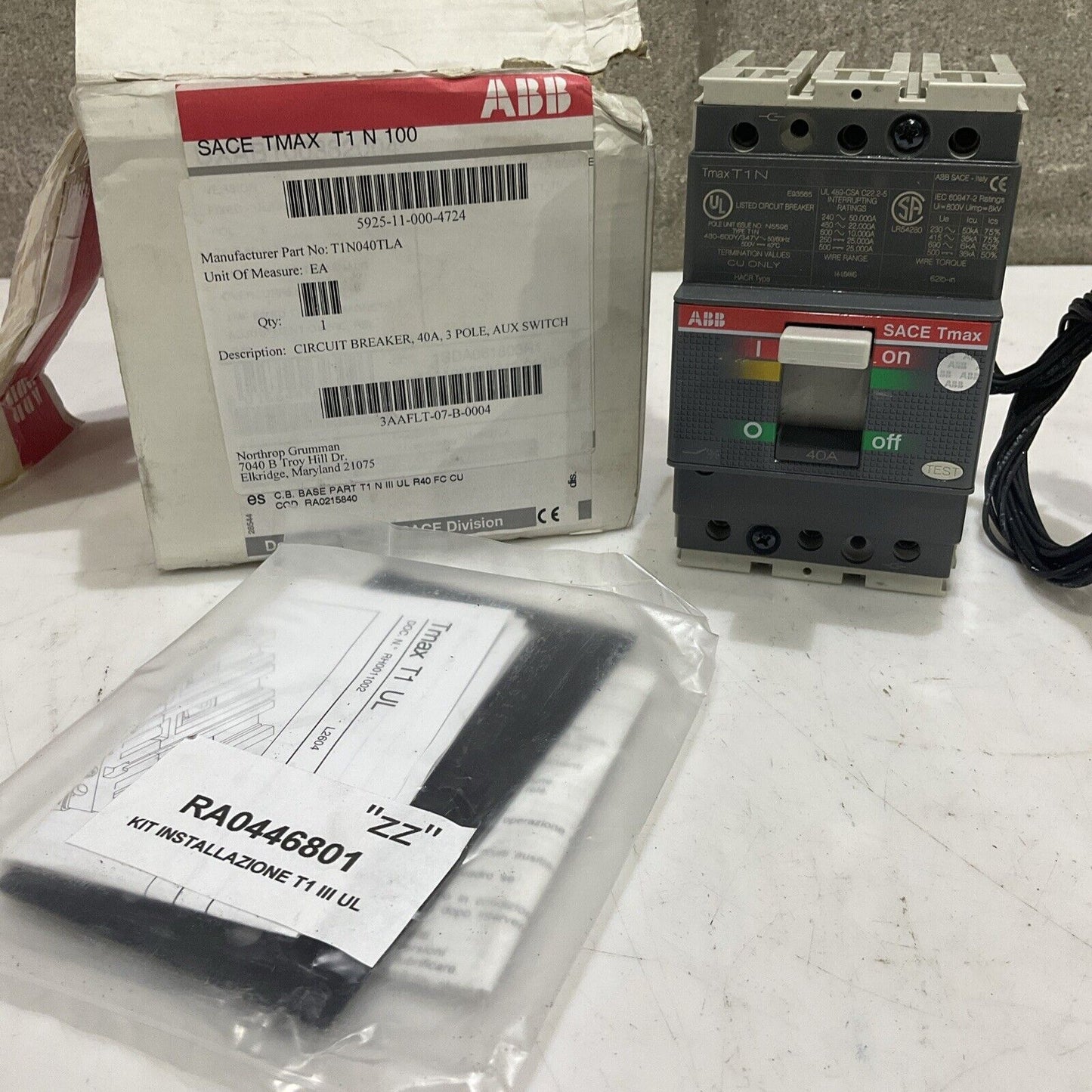 ABB T1N04TLA TMAX T1N CIRCUIT BREAKER 40A 3P 50/60HZ TYPE T1N U3S