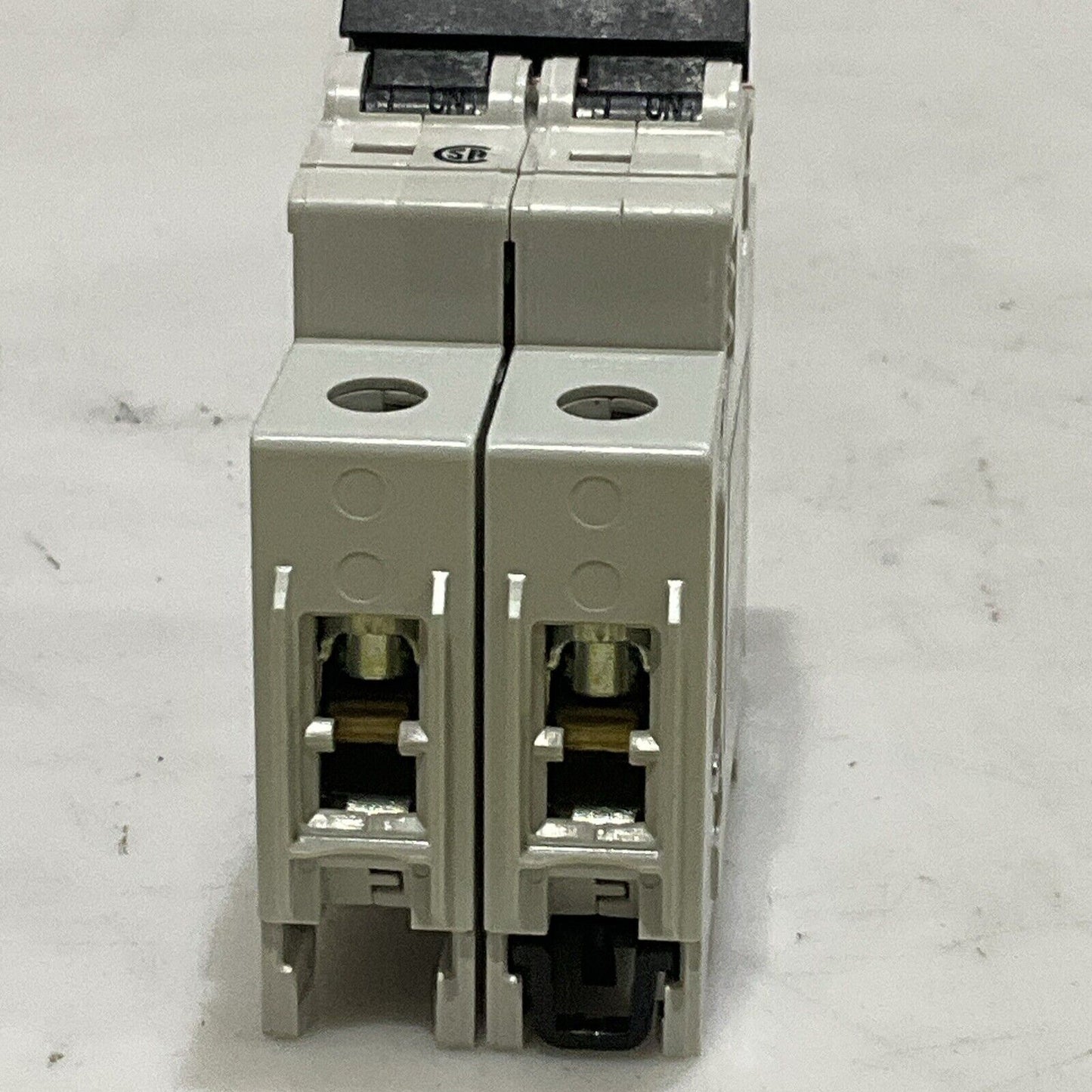 ABB S202U K 60 A CIRCUIT BREAKER 50/60 HZ 2 POLE 240V U3S