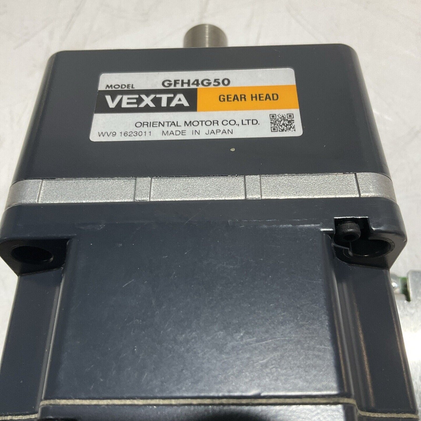 VEXTA AXHM450KC-GFH  ORIENTAL MOTOR W/ DRIVER AXHD50K U3S