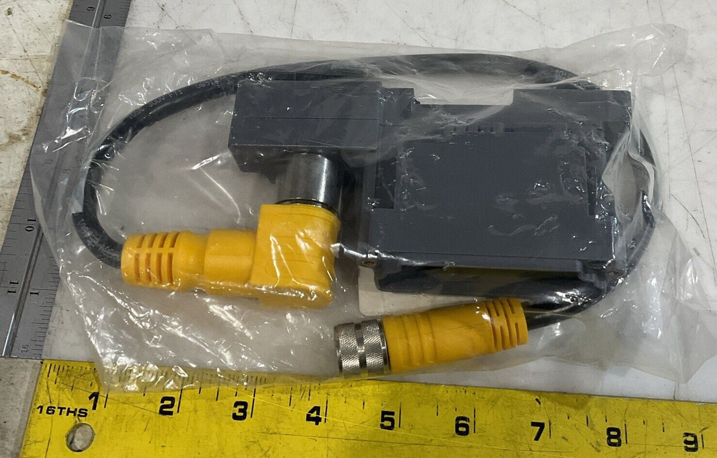 TURCK BL67-B-1M16-19-0.5M BASE MODULE CABLE ASSEMBLY U3S