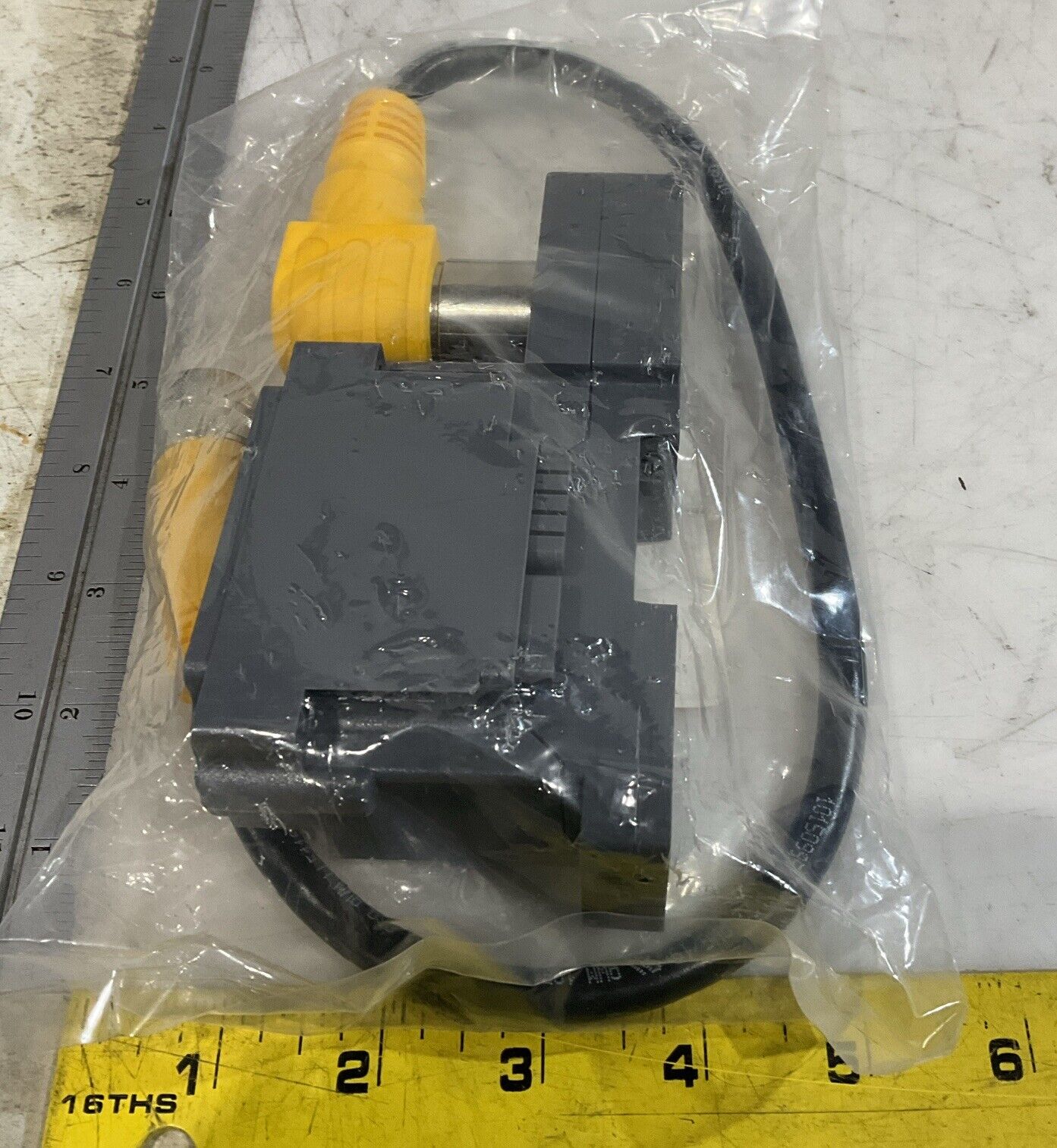 TURCK BL67-B-1M16-19-0.5M BASE MODULE CABLE ASSEMBLY U3S