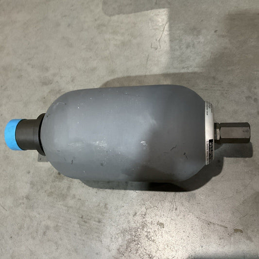 FREUDENBERG   TBR30-1NMEA  HYDRAULIC  ACCUMULATOR   3000PSI  SIZE 1 U.S GAL  U3S